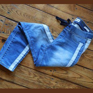 Black Daisy Shay Knit Jeggin Medium